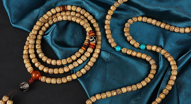 The Story Behind Bodhi Bracelets and Eastern Tradition