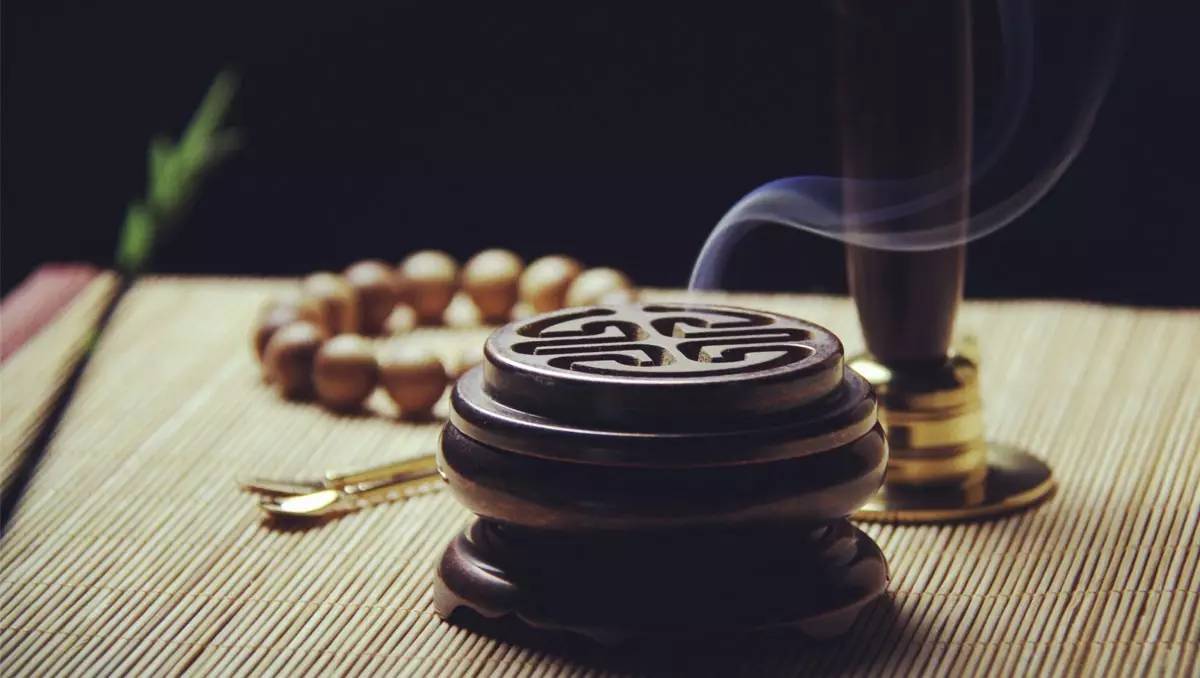 The Quiet Art of Ancient Chinese Incense