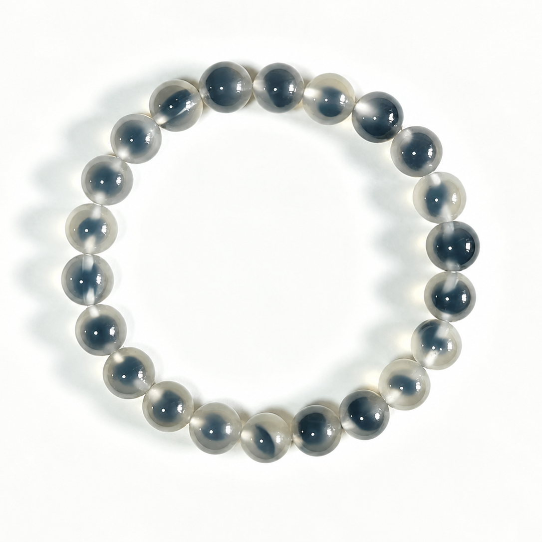 8mm White Agate Bracelet with Dark Center